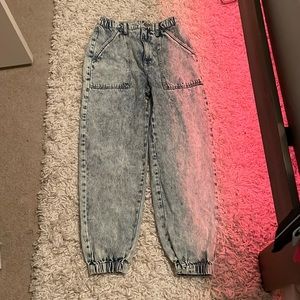 Size small urban outfitters jeans